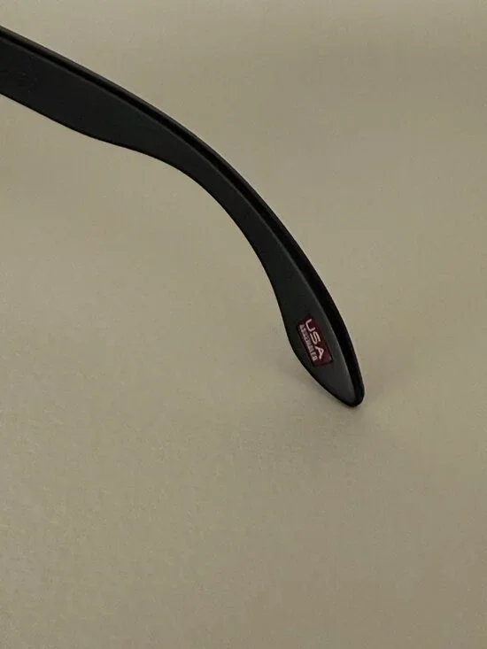 Oakley Holbrook Prizm Polarized Silver Reflective Lenses 9102 - Picture 4 of 8